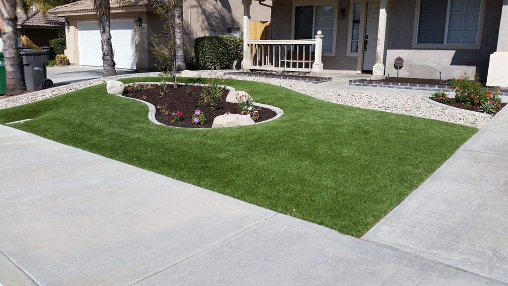 Murrieta Drought Tolerant front lawn with ProLawn Turf